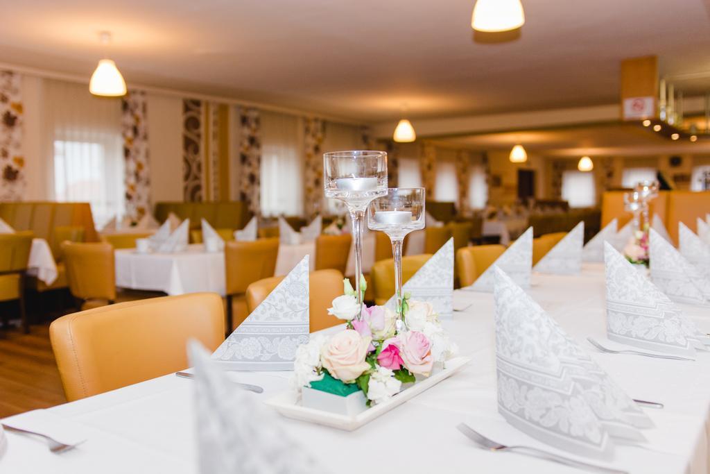 Fruehstueckspension Scharinger Hof Gilgenberg am Weilhart Екстериор снимка